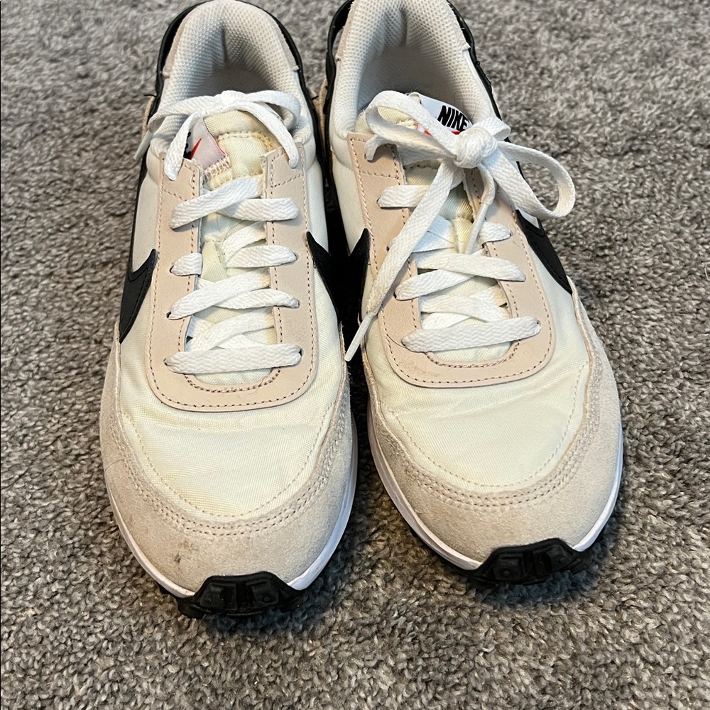 Nike Cream and Black Athletic Shoes